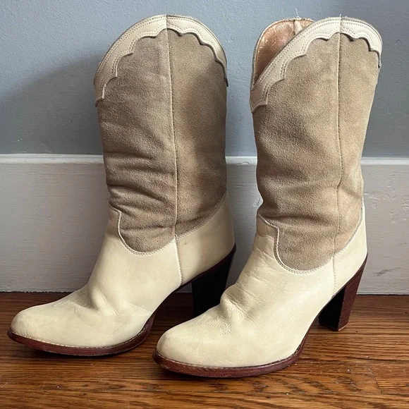 Zodiac USA Vintage Women's Size 10 Off White Suede Leather Western Cowboy Boots - Picture 3 of 15